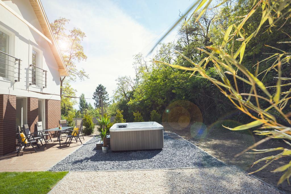 Kenese-Voelgye Villahotel Balatonkenese Exterior photo